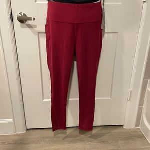 NWOT-Maroon Leggings